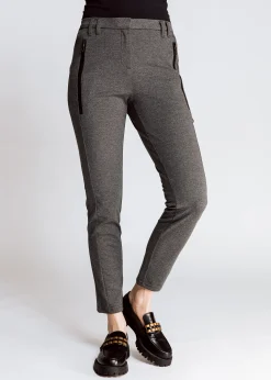 Zhrill Hosen*CHIARA GREY