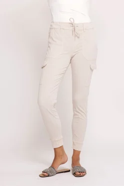 Zhrill Hosen*ZHDAISEY SAND